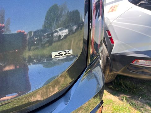 Used 2024 Kia Telluride SX AWD/4WD image 4