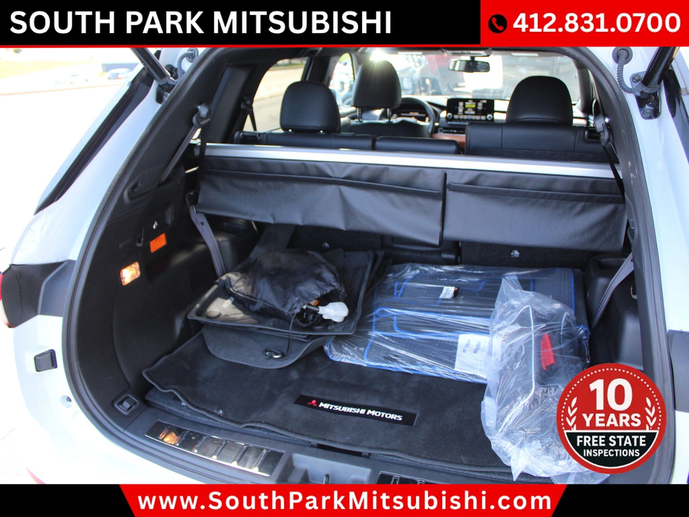 Used 2025 Mitsubishi Outlander 4WD Plug-In Hybrid image 27