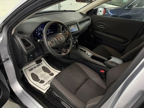 Used 2019 Honda HR-V EX image 16