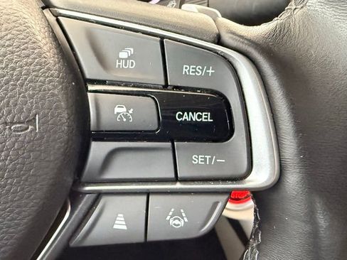 Used 2021 Honda Accord Touring image 32