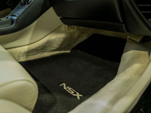 Used 1991 Acura NSX RWD image 41
