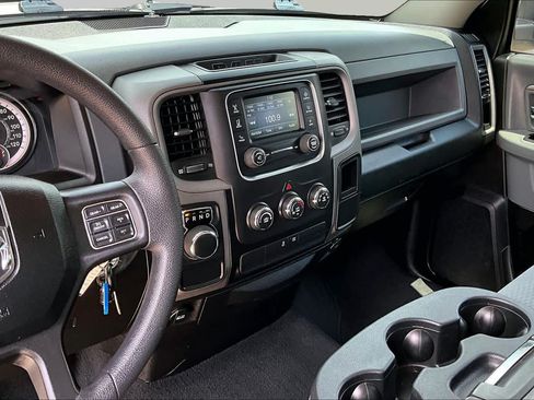 Used 2019 RAM 1500 Express w/ Express Value Package RWD image 7
