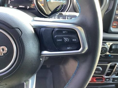 Used 2023 Jeep Wrangler Unlimited Rubicon 4xe w/ Cold Weather Group AWD/4WD image 30