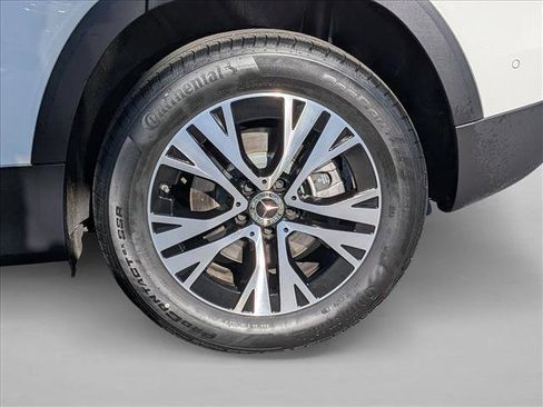 Certified 2025 Mercedes-Benz GLB 250 image 23