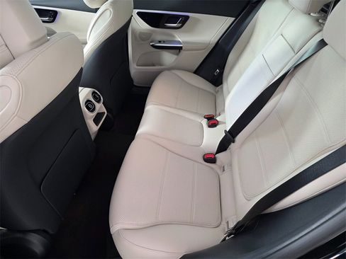 New 2026 Mercedes-Benz GLC 300 image 11