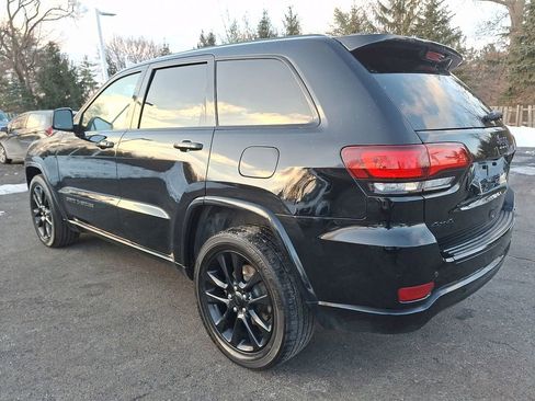 Used 2018 Jeep Grand Cherokee Altitude image 6