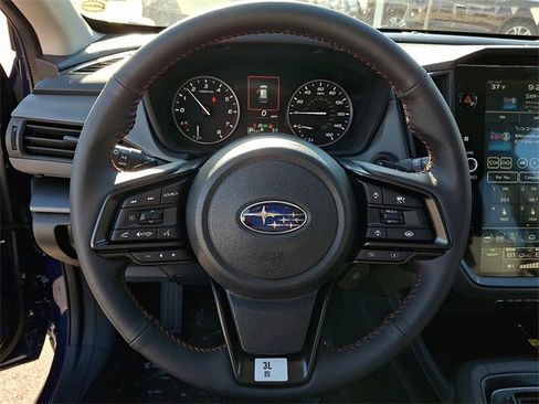 New 2026 Subaru Crosstrek 2.5i Limited w/ Popular Package #3A image 9