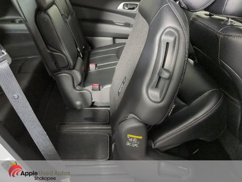 Used 2019 Nissan Pathfinder SL image 41