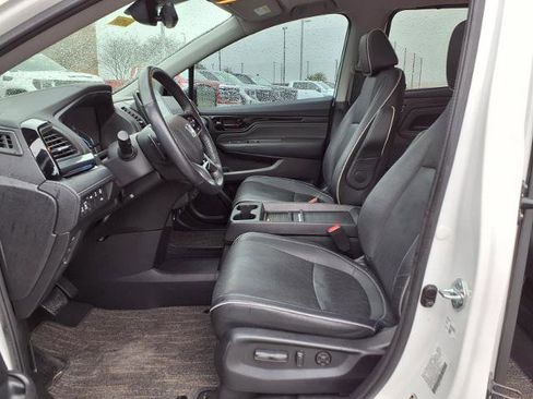 Used 2024 Honda Odyssey Elite image 19