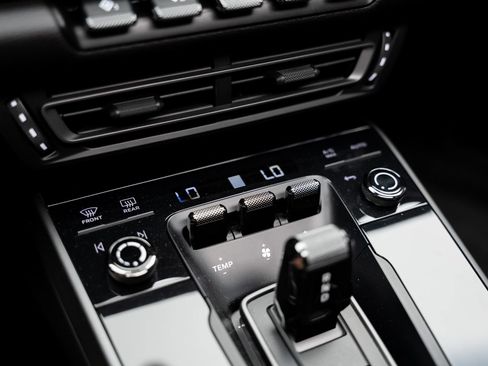 Used 2020 Porsche 911 Carrera 4S image 52