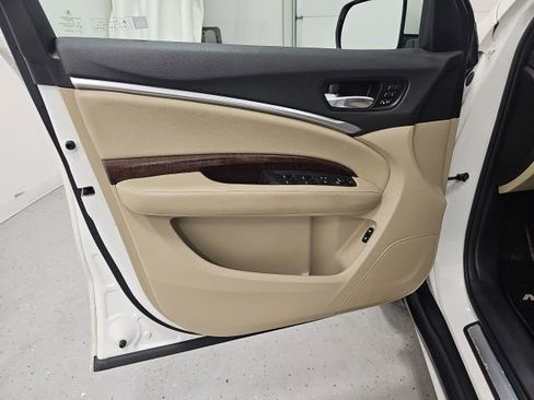 Used 2018 Acura MDX SH-AWD image 11