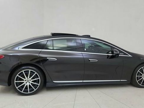 Used 2022 Mercedes-Benz EQS 450+ Sedan image 6