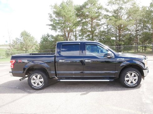 Used 2018 Ford F150 XLT w/ Equipment Group 302A Luxury AWD/4WD image 4