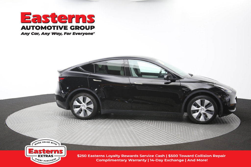 Used 2022 Tesla Model Y Long Range AWD/4WD image 43