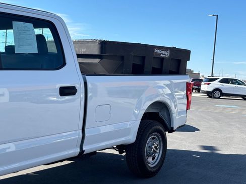 Used 2022 Ford F250 XL w/ Power Equipment Group AWD/4WD image 7