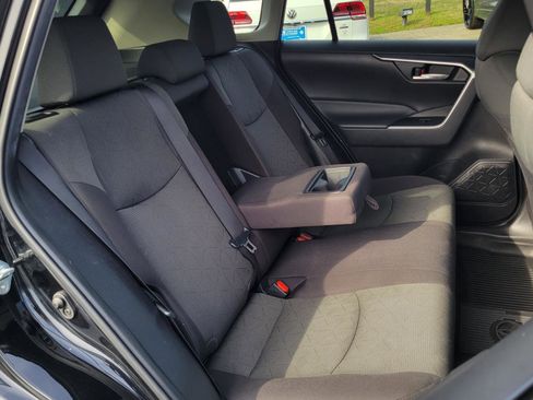 Used 2023 Toyota RAV4 XLE w/ Convenience Package image 40
