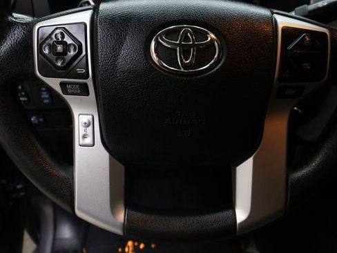 Used 2016 Toyota Tundra SR5 image 18