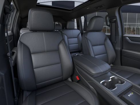 Used 2027 GMC Acadia Elevation w/ Black Edition FWD image 16