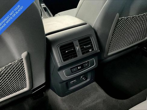 Used 2024 Audi SQ5 Premium w/ Convenience Package AWD/4WD image 29