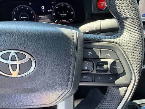 New 2026 Toyota Tacoma TRD Off-Road AWD/4WD image 22