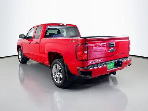 Used 2018 Chevrolet Silverado 1500 Custom w/ Custom Value Package AWD/4WD image 7
