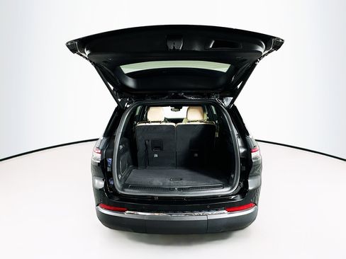 Used 2023 Jeep Grand Cherokee L Limited image 30