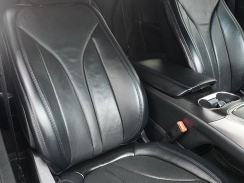 Used 2019 Lincoln Nautilus Reserve AWD/4WD image 9