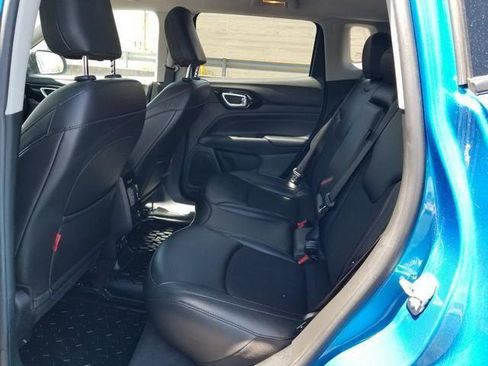 Used 2022 Jeep Compass Trailhawk w/ Trailhawk Convenience Group AWD/4WD image 15