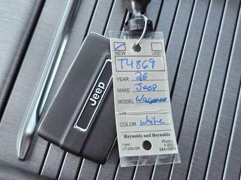 New 2026 Jeep Grand Wagoneer Limited AWD/4WD image 34