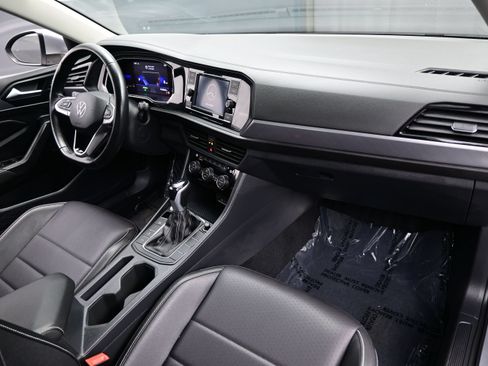 Used 2022 Volkswagen Jetta SE FWD image 15
