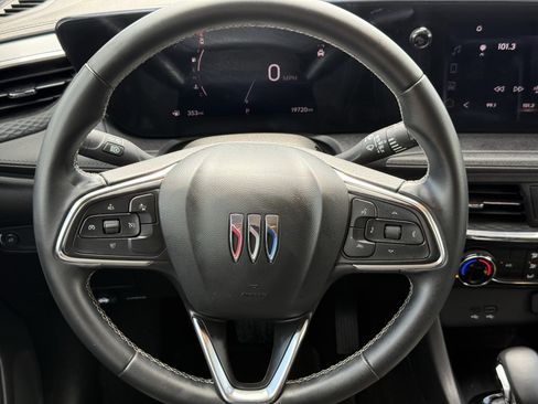 Used 2025 Buick Encore GX Preferred image 16