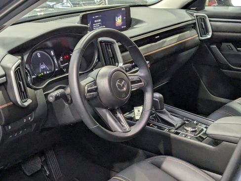 Used 2025 MAZDA CX-50 AWD 2.5 Hybrid w/ Premium Pkg image 14