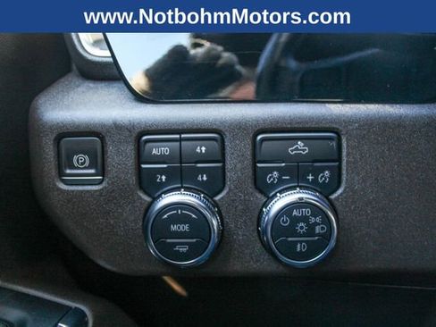 Used 2024 GMC Sierra 3500 SLE w/ SLE Convenience Package image 21