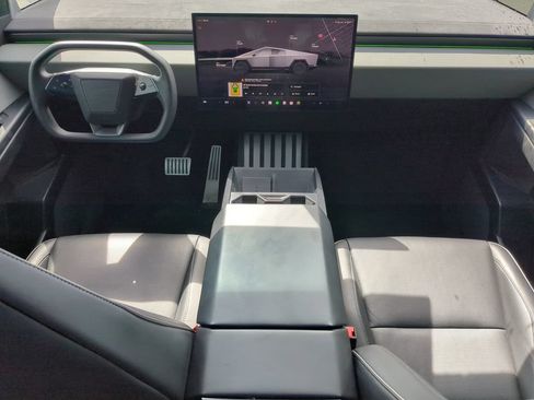 Used 2024 Tesla Cybertruck Cyberbeast AWD/4WD image 11