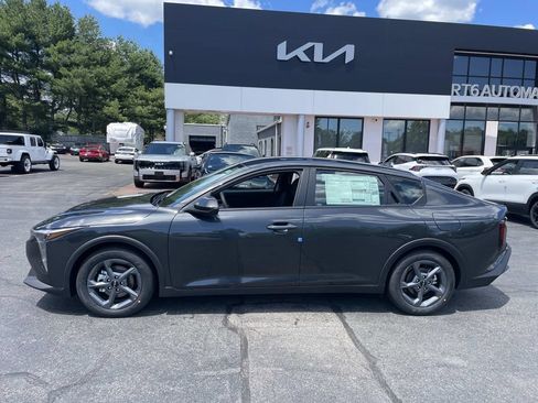 New 2026 Kia K4 FWD image 2