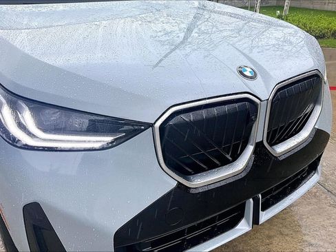 Used 2025 BMW X3 xDrive30i AWD/4WD image 37