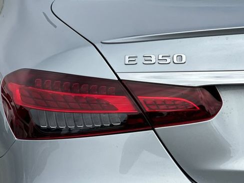 Used 2022 Mercedes-Benz E 350 Sedan image 34