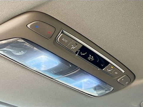 Used 2022 Kia Telluride S image 25