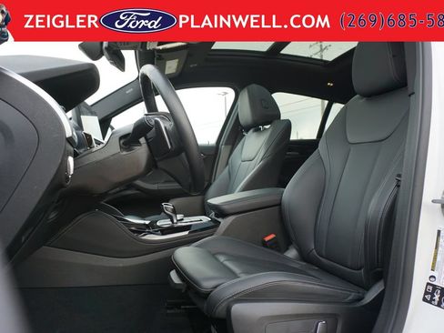 Used 2025 BMW X4 xDrive30i w/ Premium Essential Package AWD/4WD image 18