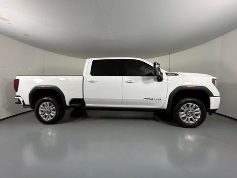 Used 2023 GMC Sierra 3500 AT4 image 8