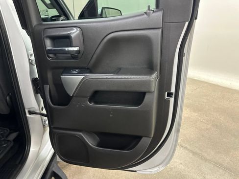 Used 2017 Chevrolet Silverado 1500 LT w/ All Star Edition AWD/4WD image 27