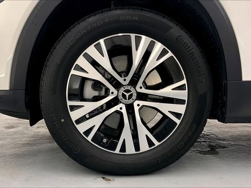 Used 2026 Mercedes-Benz GLB 250 image 9