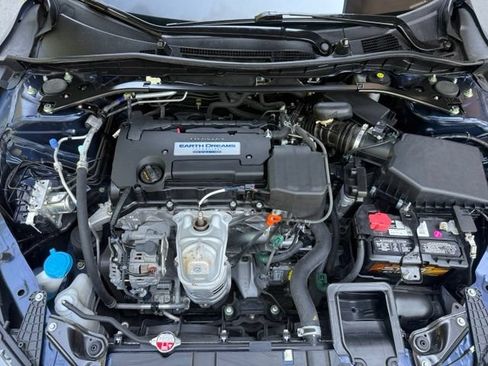 Used 2015 Honda Accord Sport image 38