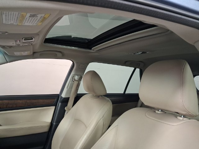 Used 2016 Subaru Outback 2.5i Limited AWD/4WD image 19