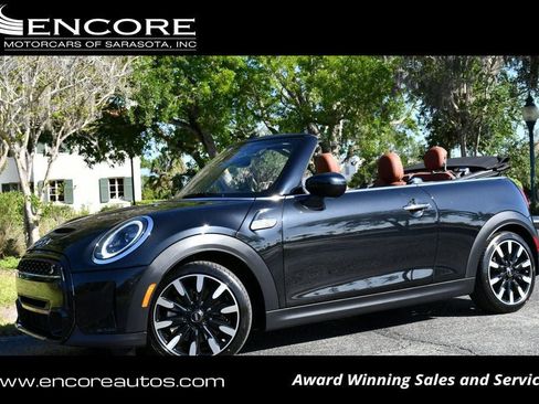 Used 2024 MINI Cooper S w/ Signature Upholstery Package FWD image 1