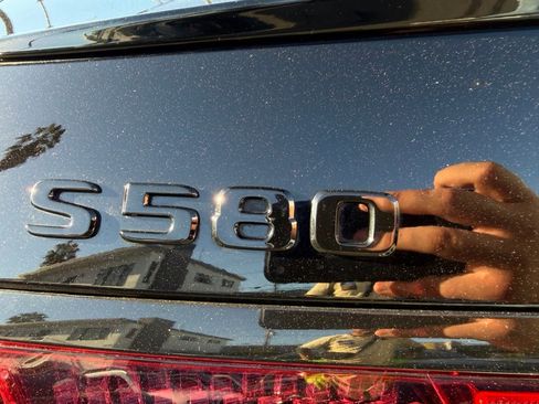 Used 2022 Mercedes-Benz S 580 4MATIC Sedan image 6