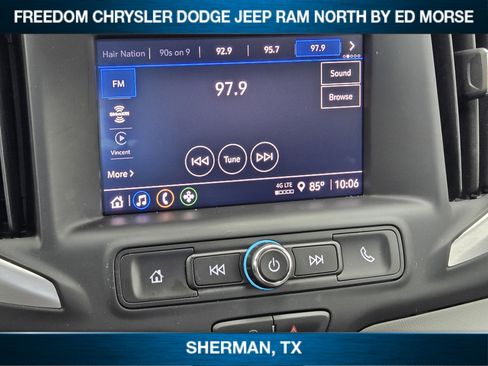 Used 2024 GMC Terrain SLE image 13