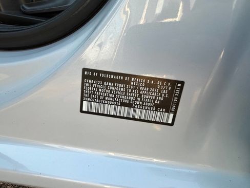 Used 2019 Volkswagen Jetta SE FWD image 38