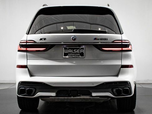 Used 2023 BMW X7 M60i w/ Executive Package image 10