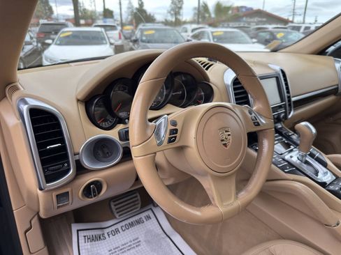 Used 2014 Porsche Cayenne S AWD/4WD image 17